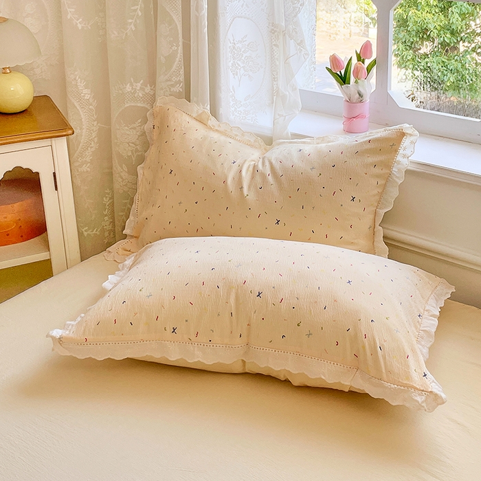 91家纺网 家纺一手货源 找家纺 优佳优品 2025新款A类云感木棉皱皱双层纱全棉镂空花边四件套（提供买家秀） 七彩奶黄