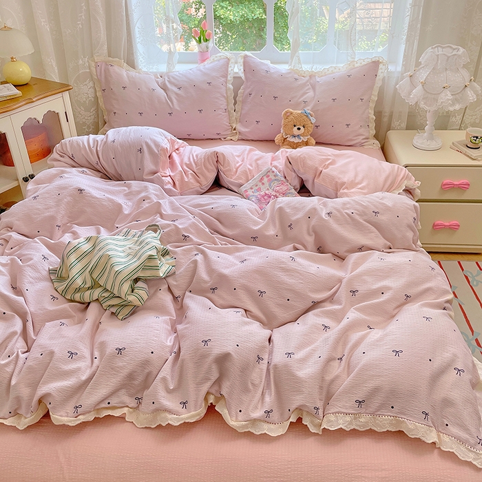 91家纺网 家纺一手货源 找家纺 优佳优品 2025新款A类云感木棉皱皱双层纱全棉镂空花边四件套（提供买家秀） 同心结