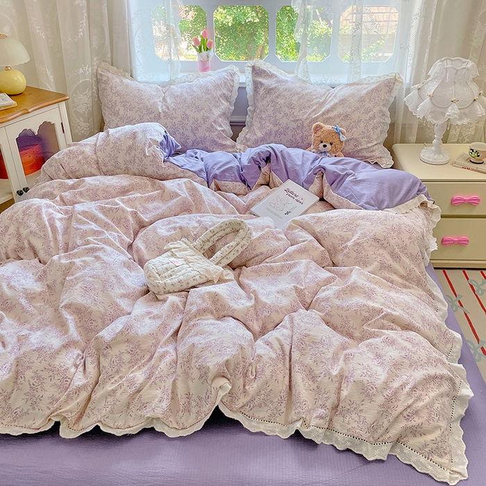 91家纺网 家纺一手货源 找家纺 优佳优品 2025新款A类云感木棉皱皱双层纱全棉镂空花边四件套（提供买家秀） 午夜紫魅