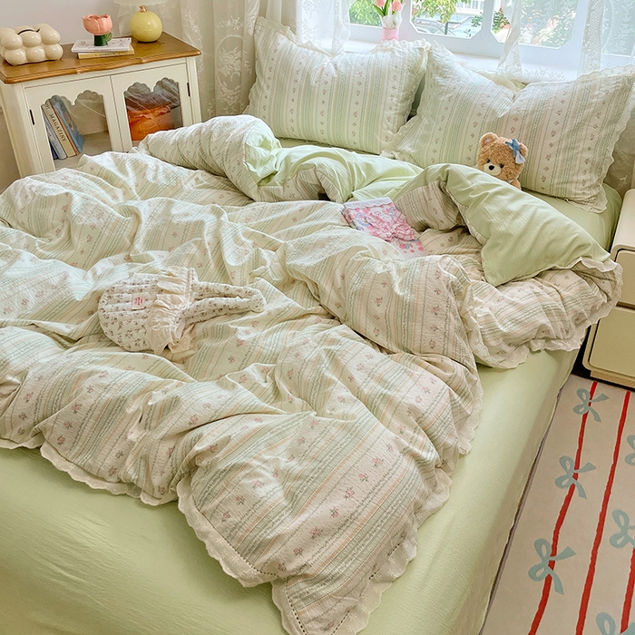 91家纺网 家纺一手货源 找家纺 优佳优品 2025新款A类云感木棉皱皱双层纱全棉镂空花边四件套（提供买家秀） 君心莫莉