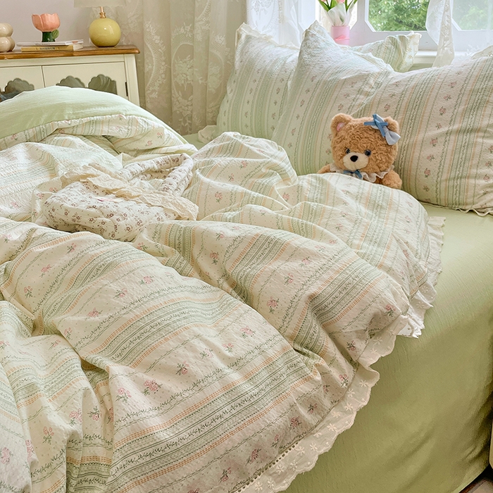 91家纺网 家纺一手货源 找家纺 优佳优品 2025新款A类云感木棉皱皱双层纱全棉镂空花边四件套（提供买家秀） 君心莫莉