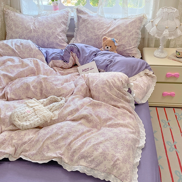 91家纺网 家纺一手货源 找家纺 优佳优品 2025新款A类云感木棉皱皱双层纱全棉镂空花边四件套（提供买家秀） 午夜紫魅