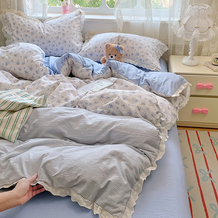 优佳优品 2025新款A类云感木棉皱皱双层纱全棉镂空花边四件套（提供买家秀） 蓝雪花语