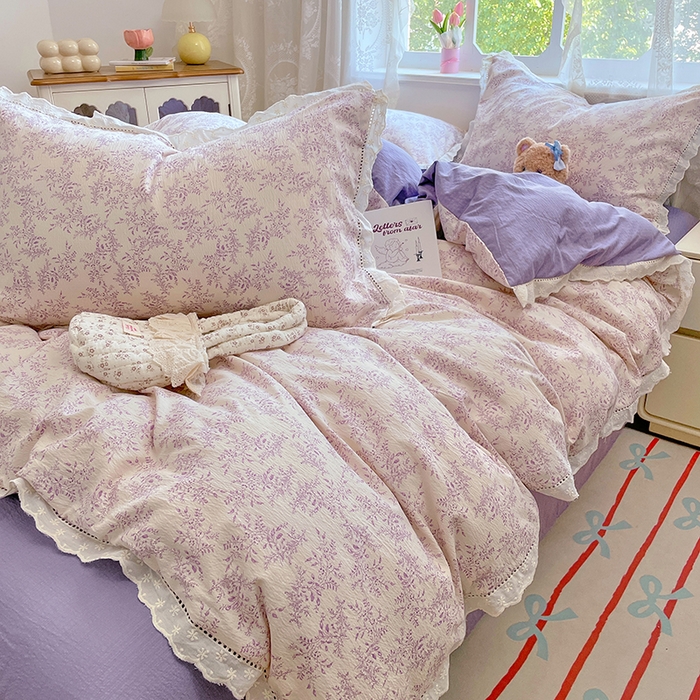 91家纺网 家纺一手货源 找家纺 优佳优品 2025新款A类云感木棉皱皱双层纱全棉镂空花边四件套（提供买家秀） 午夜紫魅