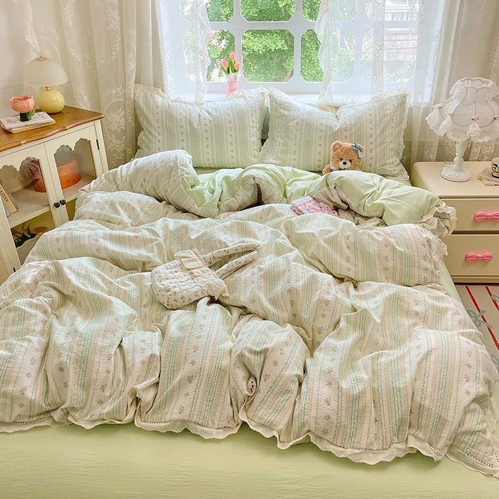 91家纺网 家纺一手货源 找家纺 优佳优品 2025新款A类云感木棉皱皱双层纱全棉镂空花边四件套（提供买家秀） 君心莫莉