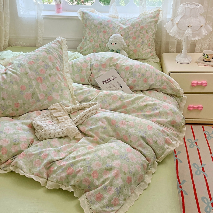 91家纺网 家纺一手货源 找家纺 优佳优品 2025新款A类云感木棉皱皱双层纱全棉镂空花边四件套（提供买家秀） 薄荷之夏