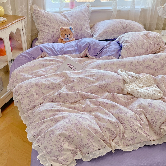 91家纺网 家纺一手货源 找家纺 优佳优品 2025新款A类云感木棉皱皱双层纱全棉镂空花边四件套（提供买家秀） 午夜紫魅