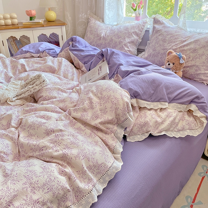 91家纺网 家纺一手货源 找家纺 优佳优品 2025新款A类云感木棉皱皱双层纱全棉镂空花边四件套（提供买家秀） 午夜紫魅