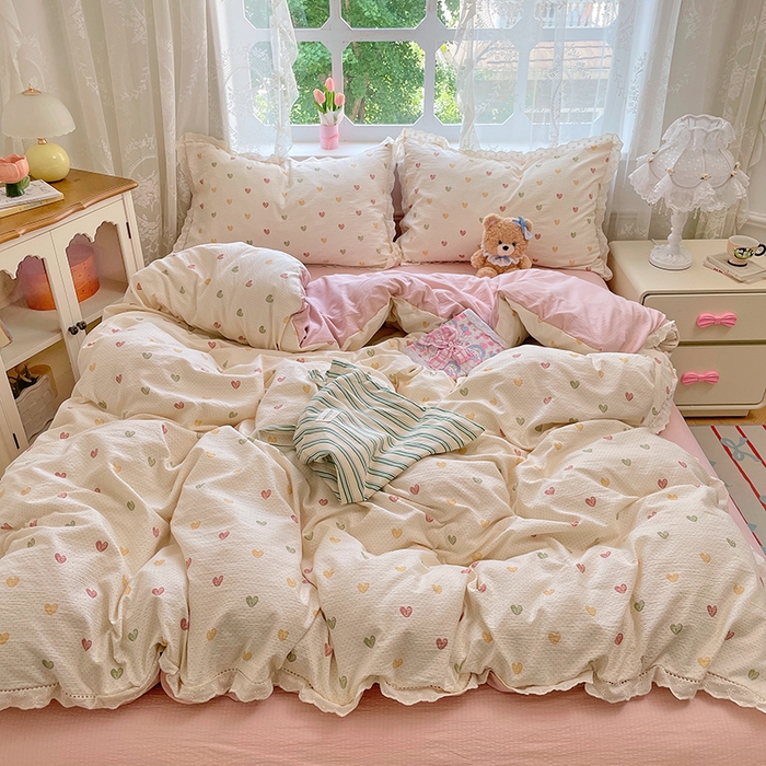 91家纺网 家纺一手货源 找家纺 优佳优品 2025新款A类云感木棉皱皱双层纱全棉镂空花边四件套（提供买家秀） 砰然心动