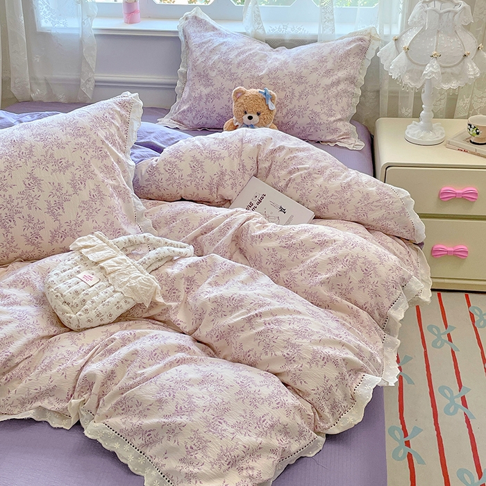 91家纺网 家纺一手货源 找家纺 优佳优品 2025新款A类云感木棉皱皱双层纱全棉镂空花边四件套（提供买家秀） 午夜紫魅