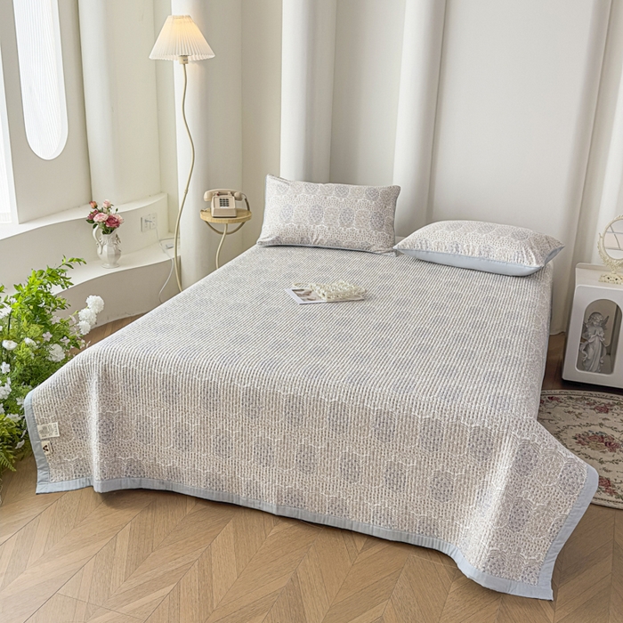 恒尚居 2025新款A类莱赛尔天丝棉印花床盖-自然丛林 铃兰花园-天蓝