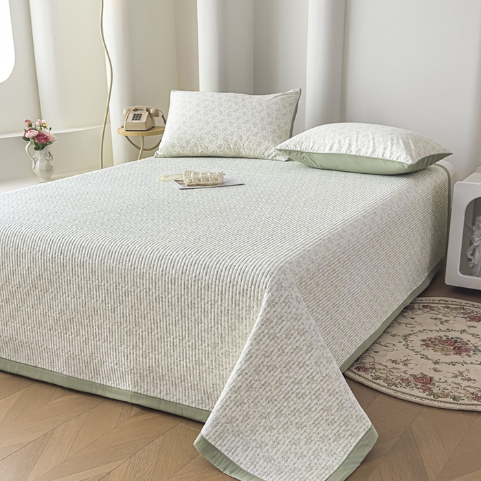 91家纺网 家纺一手货源 找家纺 恒尚居 2025新款A类莱赛尔天丝棉印花床盖-自然丛林 小叶女贞-绿意