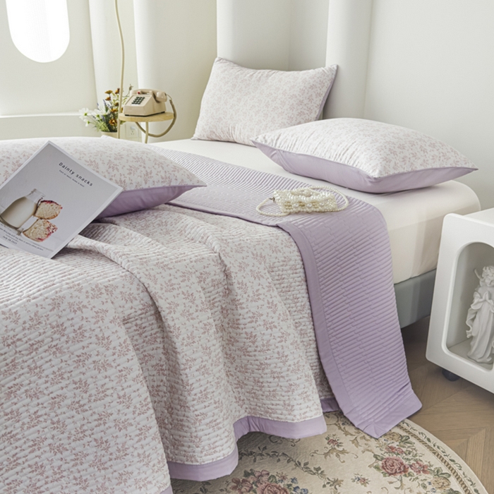 91家纺网 家纺一手货源 找家纺 恒尚居 2025新款A类莱赛尔天丝棉印花床盖-自然丛林 小叶女贞-薰衣紫