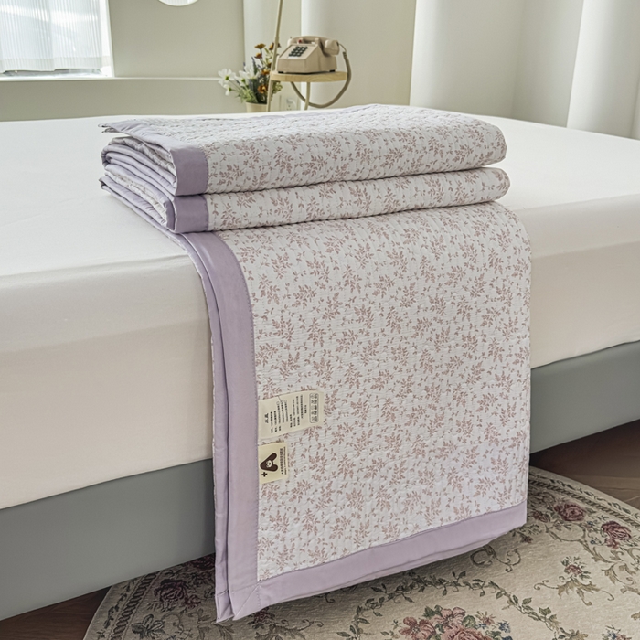 91家纺网 家纺一手货源 找家纺 恒尚居 2025新款A类莱赛尔天丝棉印花床盖-自然丛林 小叶女贞-薰衣紫