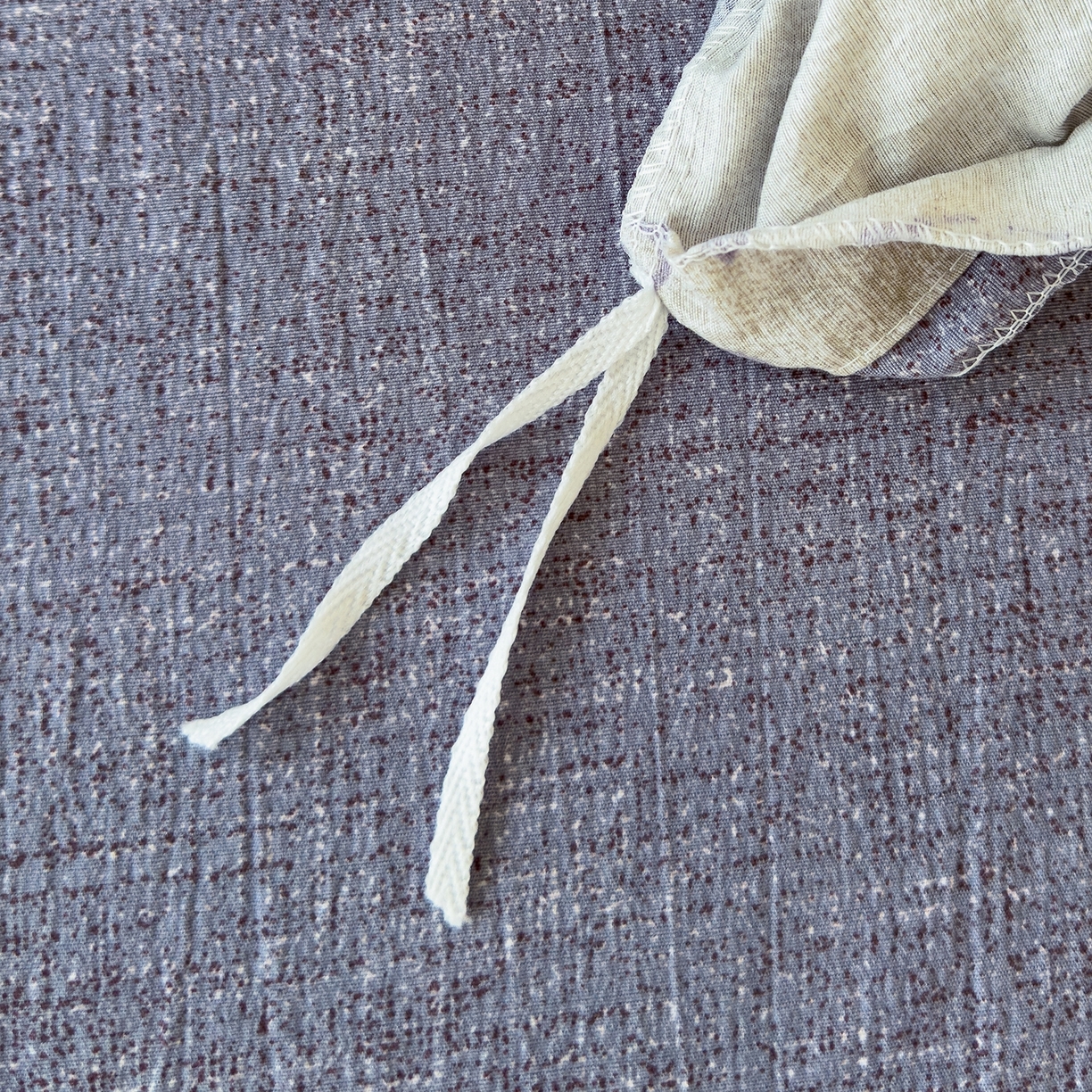 91家纺网 家纺一手货源 找家纺 竹合家纺 2025秋冬新品爆款加厚高克重复古风皱皱印花四件套 风木瑾-紫