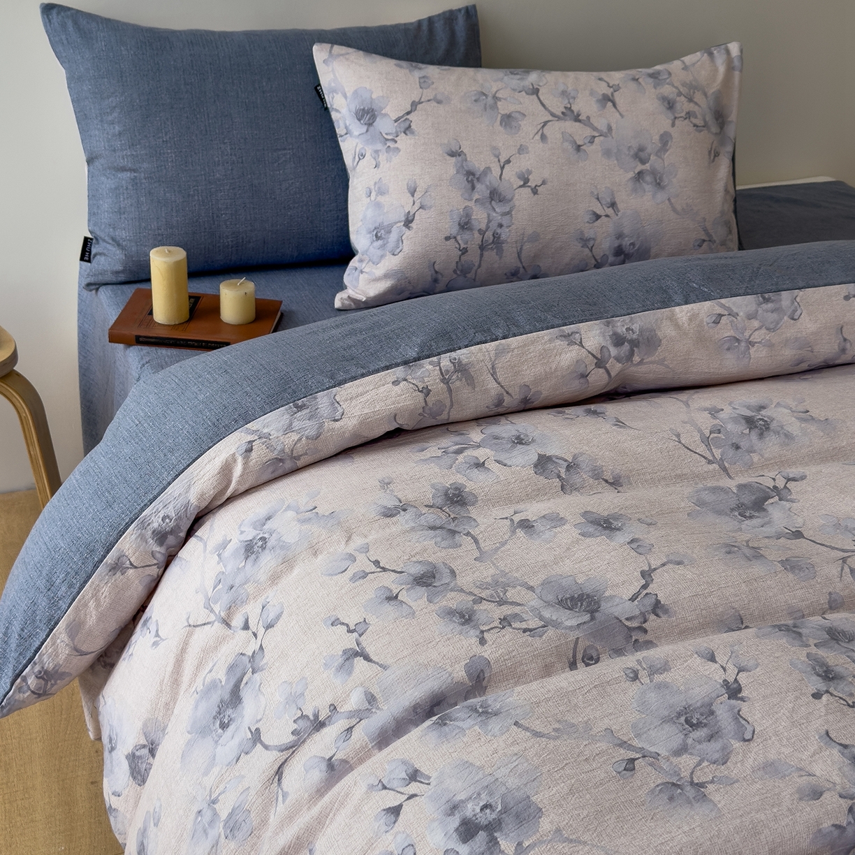 91家纺网 家纺一手货源 找家纺 竹合家纺 2025秋冬新品爆款加厚高克重复古风皱皱印花四件套 慕雪-灰