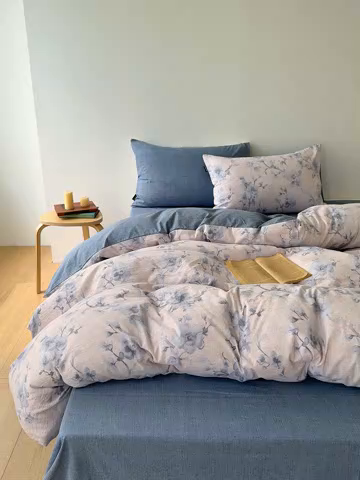 91家纺网 家纺一手货源 找家纺 竹合家纺 2025秋冬新品爆款加厚高克重复古风皱皱印花四件套 慕雪-灰