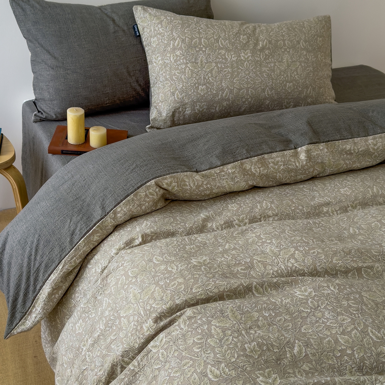 91家纺网 家纺一手货源 找家纺 竹合家纺 2025秋冬新品爆款加厚高克重复古风皱皱印花四件套 古奈-绿