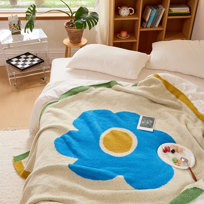 91家纺网 家纺一手货源 找家纺 暖绵绵家纺 2025新款亲肤舒适半边绒盖毯毛毯-泽菲林（最低零售价：173元） 泽菲林-蓝色