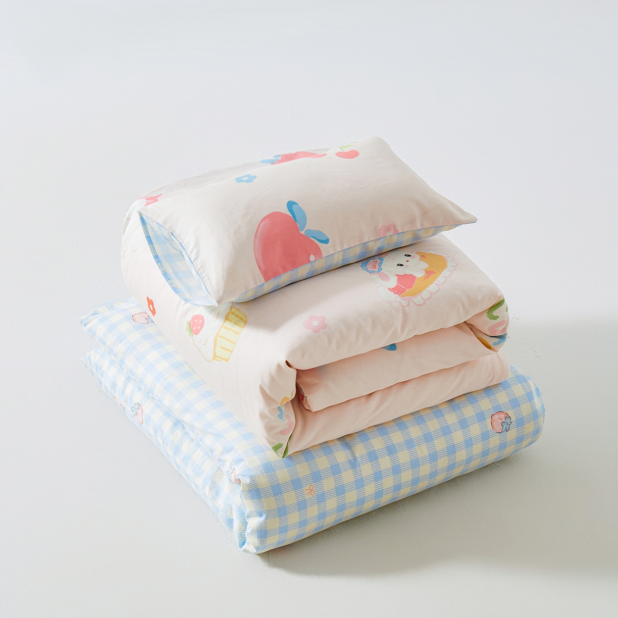 91家纺网 家纺一手货源 找家纺 西域种棉人·千百笠 2025新款100%全棉幼儿园被子三件套被套纯棉儿童六件套宝宝入园专用被套被褥含芯七件套 美味甜心