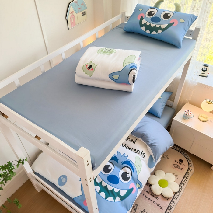 91家纺网 家纺一手货源 找家纺 海岛哥哥 2025新款开学季亲肤舒适超柔云朵棉四件套-学生款大耳朵系列 大耳朵-小怪兽