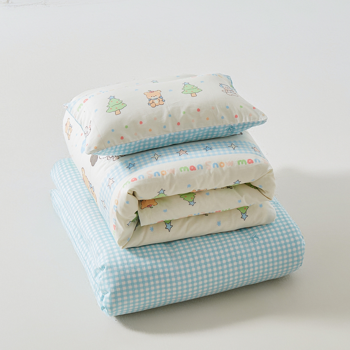 91家纺网 家纺一手货源 找家纺 西域种棉人·千百笠 2025新款100%全棉幼儿园被子三件套被套纯棉儿童六件套宝宝入园专用被套被褥含芯七件套 圣诞派对