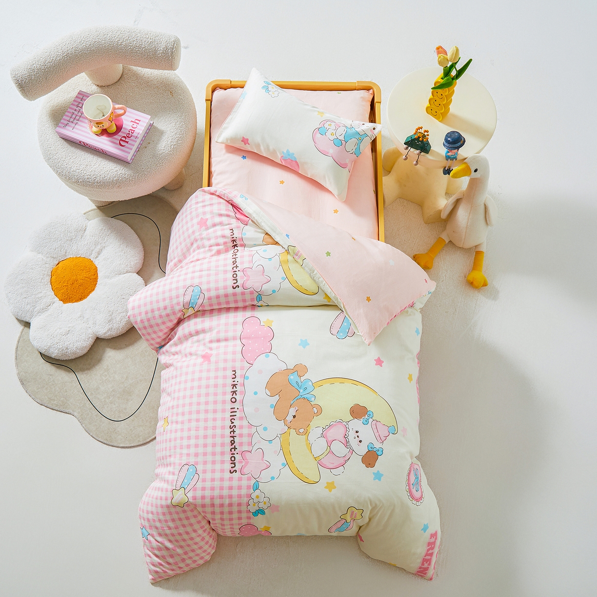 91家纺网 家纺一手货源 找家纺 西域种棉人·千百笠 2025新款100%全棉幼儿园被子三件套被套纯棉儿童六件套宝宝入园专用被套被褥含芯七件套 云朵梦