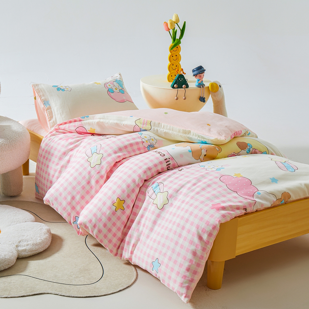 91家纺网 家纺一手货源 找家纺 西域种棉人·千百笠 2025新款100%全棉幼儿园被子三件套被套纯棉儿童六件套宝宝入园专用被套被褥含芯七件套 云朵梦