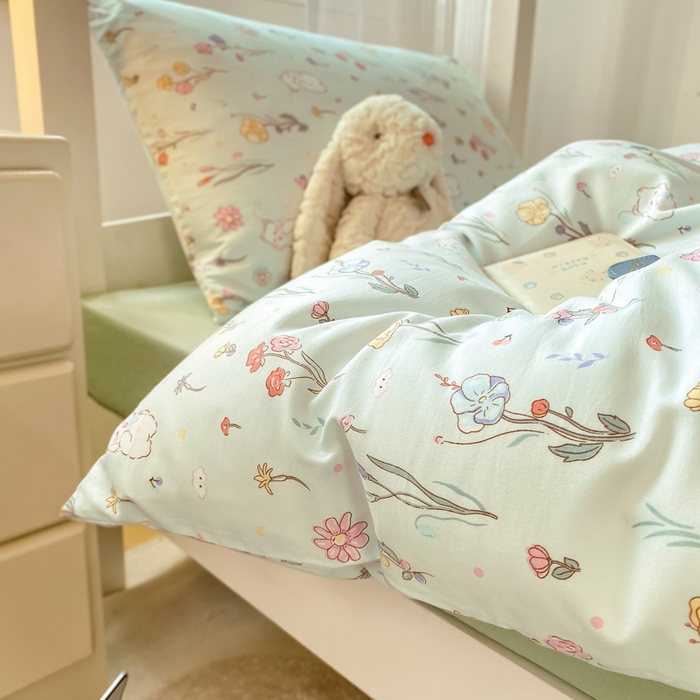 91家纺网 家纺一手货源 找家纺 芷凡家纺 2025新款水洗棉双层纱学生三件套四件套学生宿舍上下铺三件套 缤纷兔