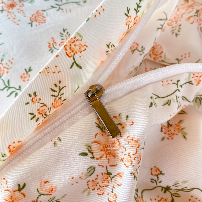 91家纺网 家纺一手货源 找家纺 芷凡家纺 2025新款水洗棉双层纱学生三件套四件套学生宿舍上下铺三件套 花恋