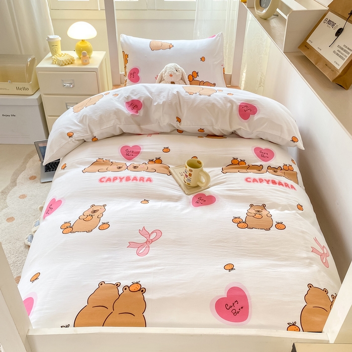 91家纺网 家纺一手货源 找家纺 芷凡家纺 2025新款水洗棉双层纱学生三件套四件套学生宿舍上下铺三件套 萌熊