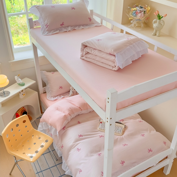 91家纺网 家纺一手货源 找家纺 海岛哥哥 2025新款开学季云柔棉韩式ins减龄花边款卡通四件套-学生款花边款系列（可提供买家秀） 花边款-蝴蝶结粉