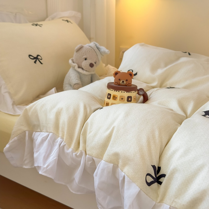 91家纺网 家纺一手货源 找家纺 海岛哥哥 2025新款开学季云柔棉韩式ins减龄花边款卡通四件套-学生款花边款系列（可提供买家秀） 花边款-蝴蝶结米