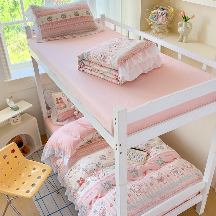 91家纺网 家纺一手货源 找家纺 海岛哥哥 2025新款开学季云柔棉韩式ins减龄花边款卡通四件套-学生款花边款系列（可提供买家秀） 花边款-甜品可爱狗