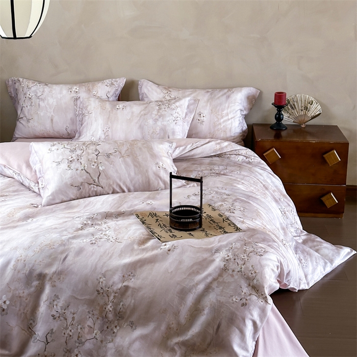 91家纺网 家纺一手货源 找家纺 绒棉世家 2025新款60贡缎数码印花长绒棉全棉四件套 倾城花恋