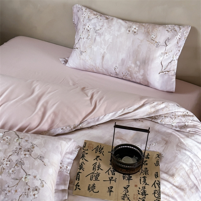 91家纺网 家纺一手货源 找家纺 绒棉世家 2025新款60贡缎数码印花长绒棉全棉四件套 倾城花恋