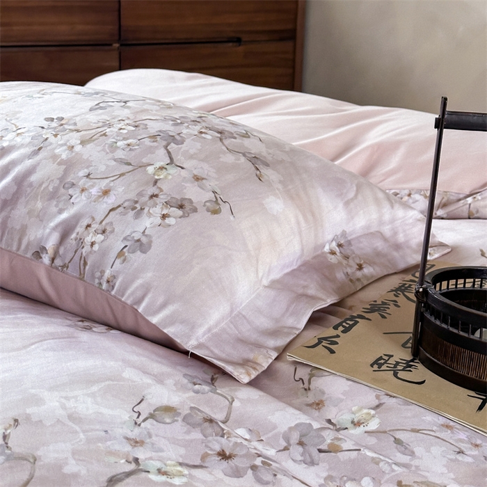 91家纺网 家纺一手货源 找家纺 绒棉世家 2025新款60贡缎数码印花长绒棉全棉四件套 倾城花恋