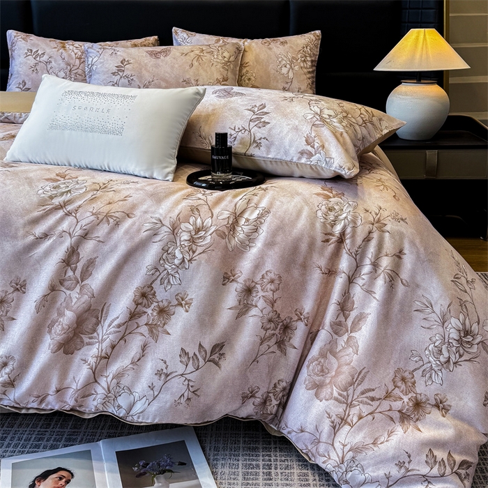 91家纺网 家纺一手货源 找家纺 绒棉世家 2025新款60贡缎数码印花长绒棉全棉四件套 秀花