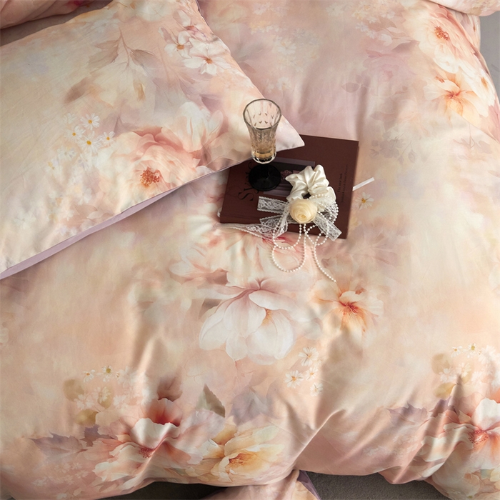 91家纺网 家纺一手货源 找家纺 绒棉世家 2025新款60贡缎数码印花长绒棉全棉四件套 繁花紫