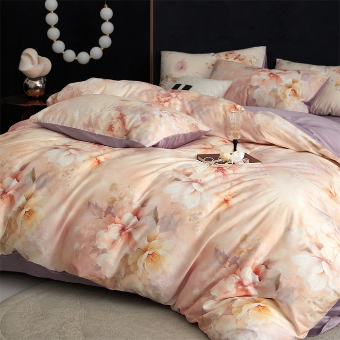 91家纺网 家纺一手货源 找家纺 绒棉世家 2025新款60贡缎数码印花长绒棉全棉四件套 繁花紫