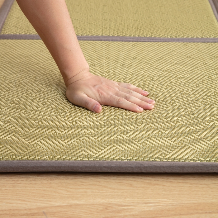 91家纺网 家纺一手货源 找家纺 北辰 2025新款席子凉席拼接地垫可折叠床垫床边垫打地铺神器 绿饼干