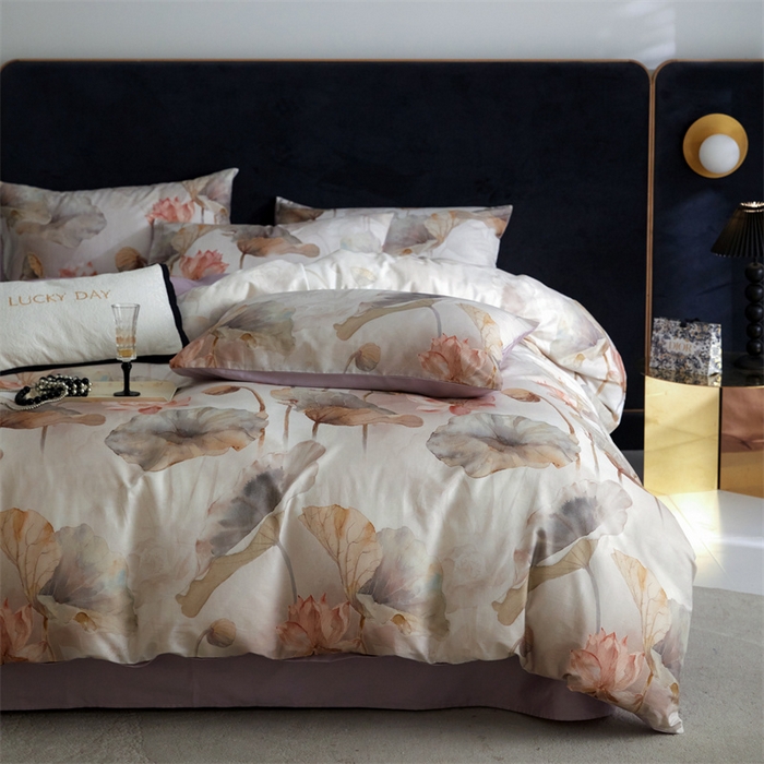 91家纺网 家纺一手货源 找家纺 绒棉世家 2025新款60贡缎数码印花长绒棉全棉四件套 且听风铃