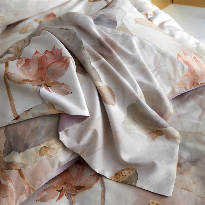 91家纺网 家纺一手货源 找家纺 绒棉世家 2025新款60贡缎数码印花长绒棉全棉四件套 且听风铃