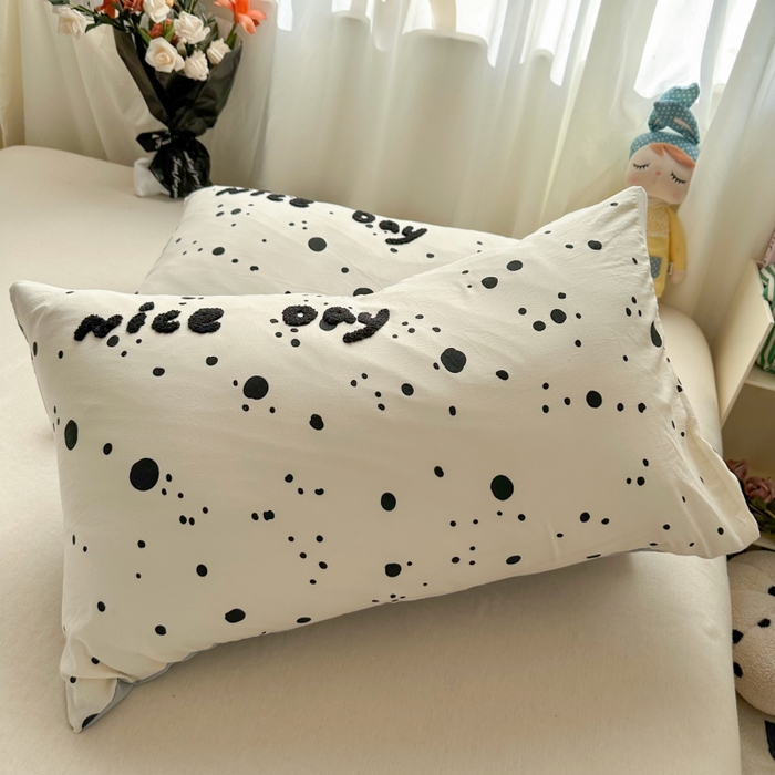 91家纺网 家纺一手货源 找家纺 （总）百寐 2025年学生季宿舍枕套毛巾绣非纯棉枕芯保护防尘套48*74cm