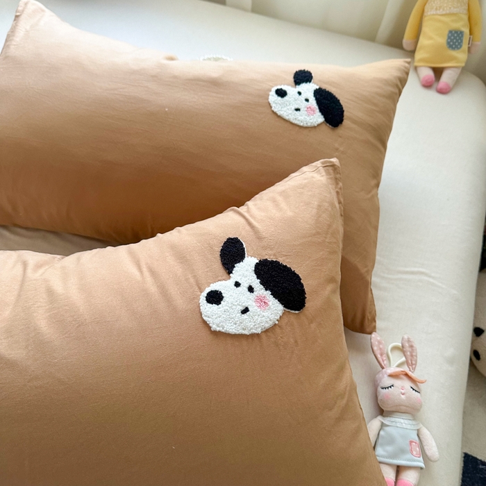91家纺网 家纺一手货源 找家纺 百寐 2025年学生季宿舍枕套毛巾绣非纯棉枕芯保护防尘套48*74cm 咖啡狗狗