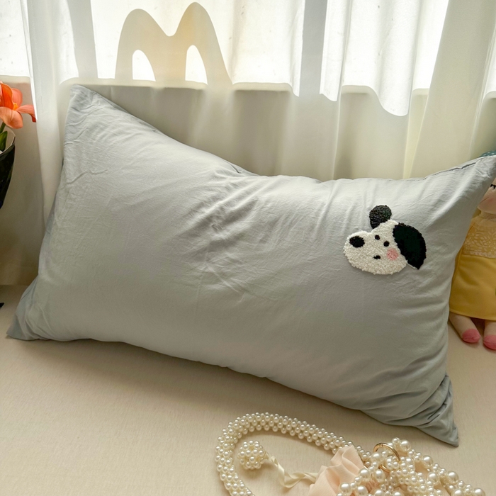 91家纺网 家纺一手货源 找家纺 百寐 2025年学生季宿舍枕套毛巾绣非纯棉枕芯保护防尘套48*74cm 蓝灰狗狗