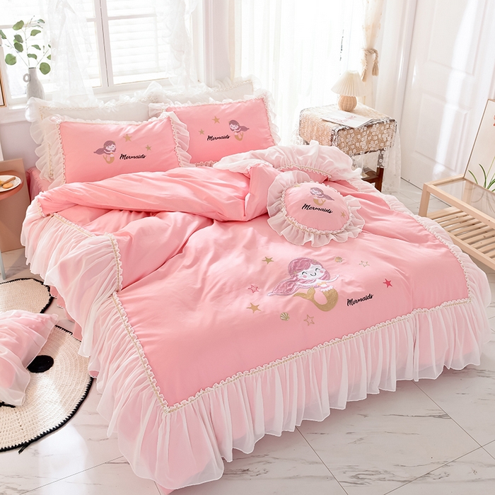 91家纺网 家纺一手货源 找家纺 花香四季家纺 2025新款13376纯棉贴布刺绣雪纺纱四件套-人鱼小姐  人鱼小姐粉