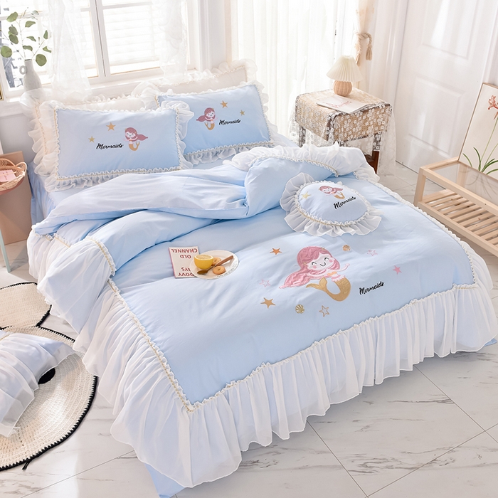 91家纺网 家纺一手货源 找家纺 花香四季家纺 2025新款13376纯棉贴布刺绣雪纺纱四件套-人鱼小姐  人鱼小姐蓝