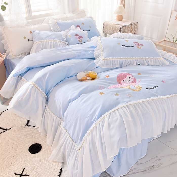 91家纺网 家纺一手货源 找家纺 花香四季家纺 2025新款13376纯棉贴布刺绣雪纺纱四件套-人鱼小姐  人鱼小姐蓝