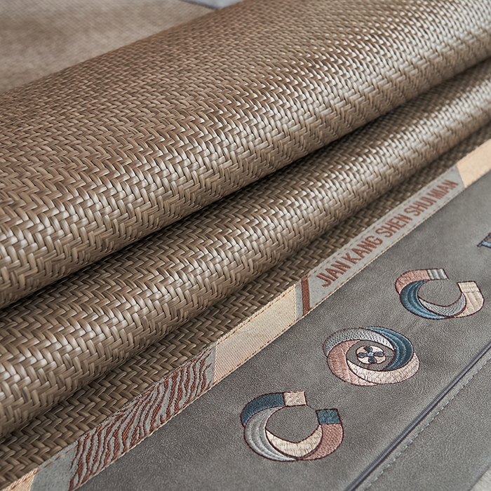 91家纺网 家纺一手货源 找家纺 鑫琪莱家纺 2025新款学生PE凉感藤席 典雅贡藤-灰